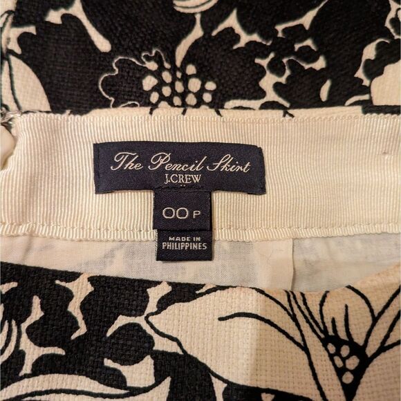 J. Crew 100% Cotton Black & Ivory Floral The Pencil Skirt, 00P - Picture 7 of 7
